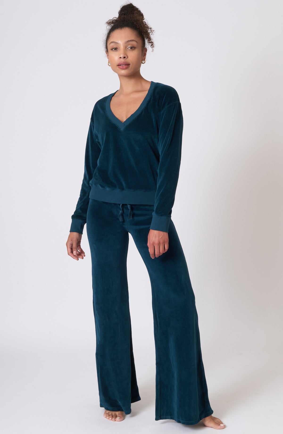 Velour V Neck Sutra Sweatshirt ~ Peacock