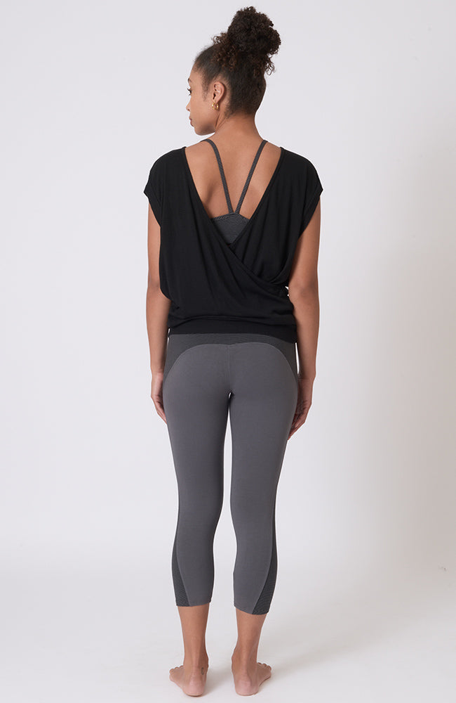 Ribbed Studio Coverup ~ Black