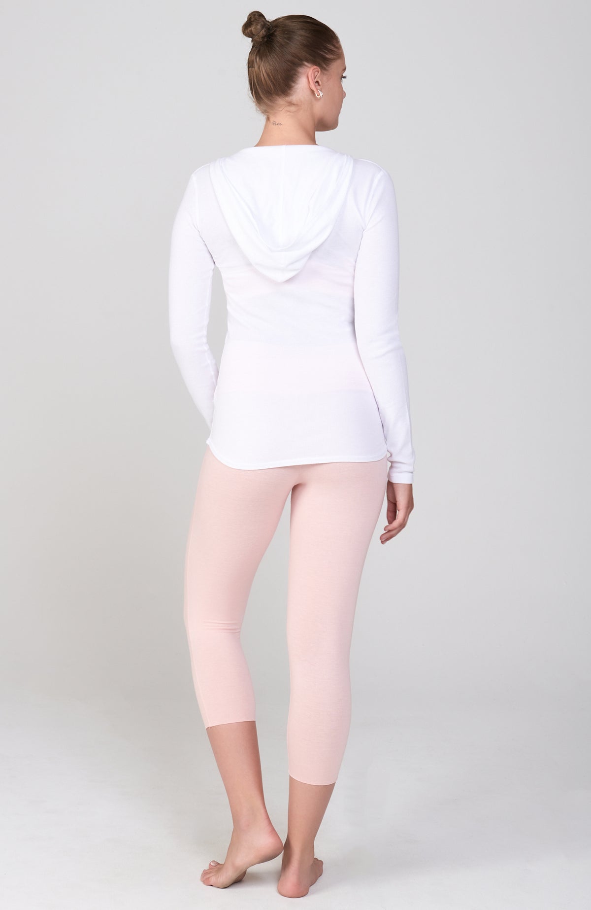 Essential Deep Scoop Hoodie ~White