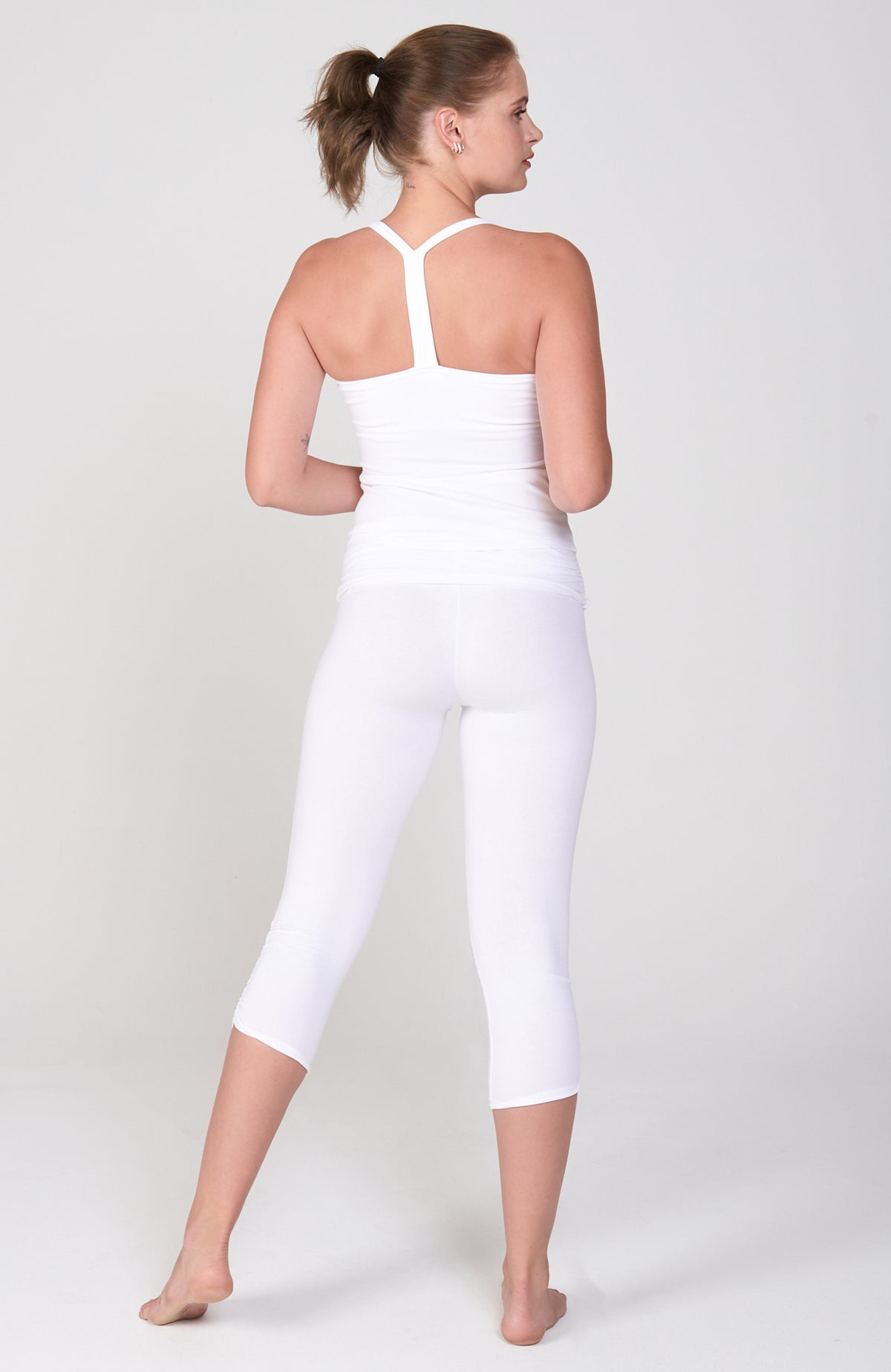 Slim RacerbackVinyasa Cami ~White