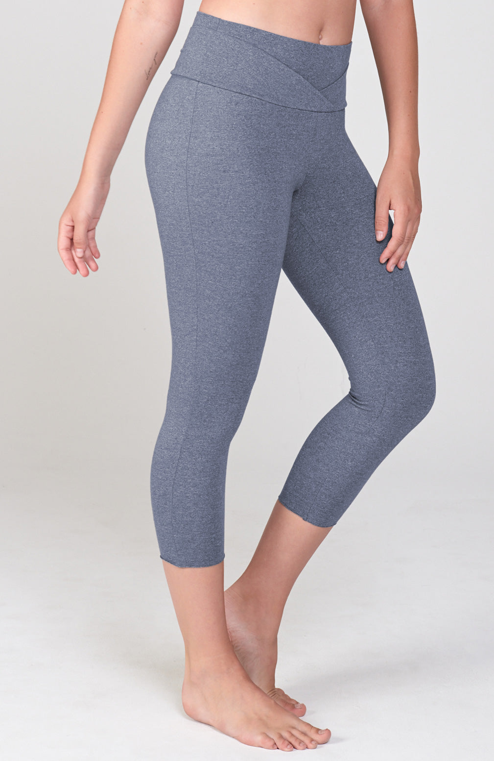 Double Waist Pose Capri ~ Denim Muse