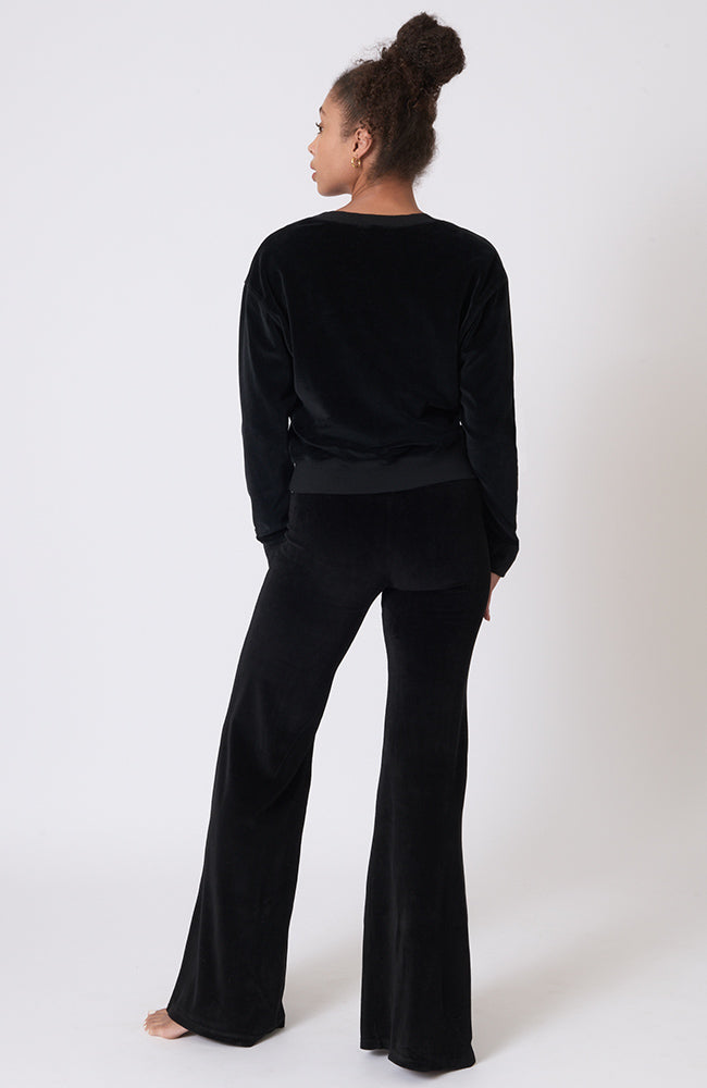Velour V Neck Sutra Sweatshirt ~ Black