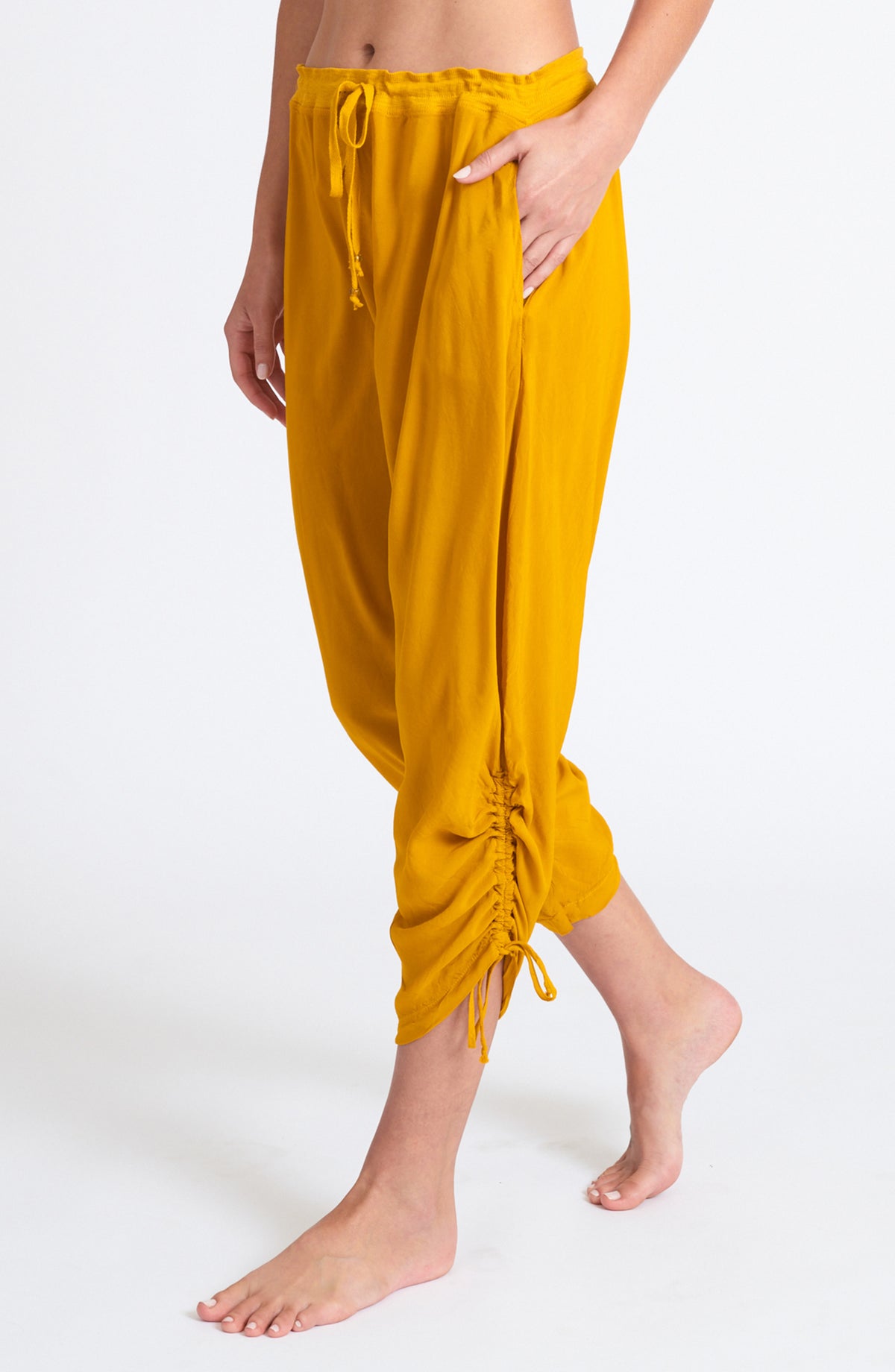 Harem Cool Capri ~ Turmeric