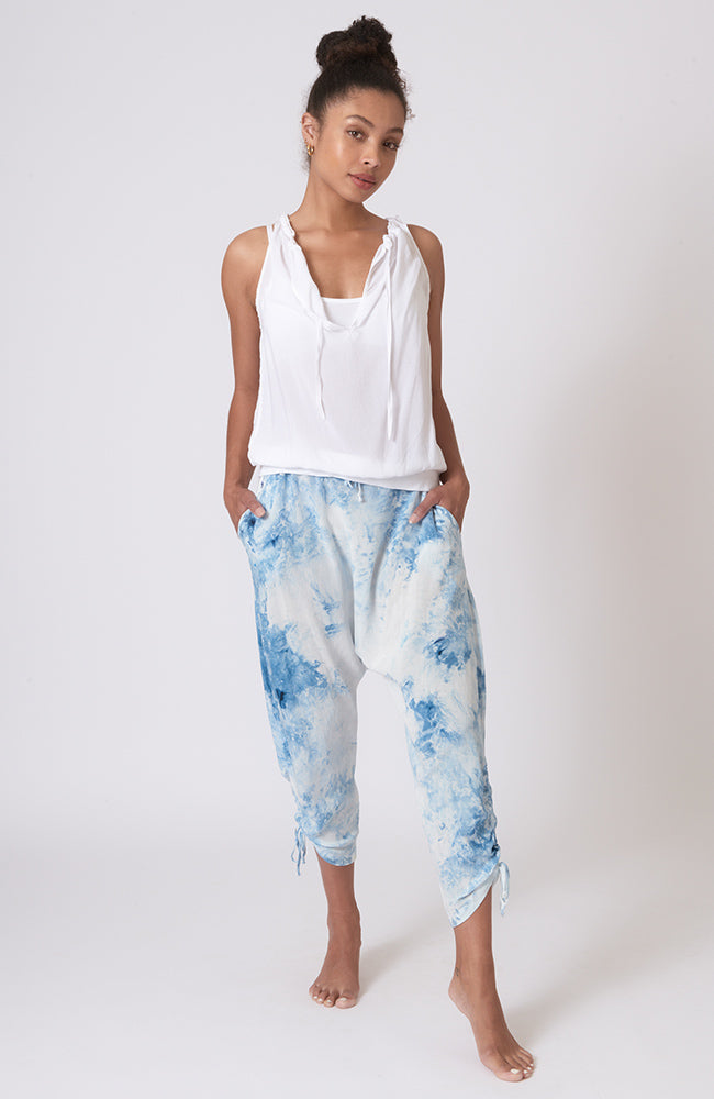 Harem Cool Capri ~ Wild Blue Yonder