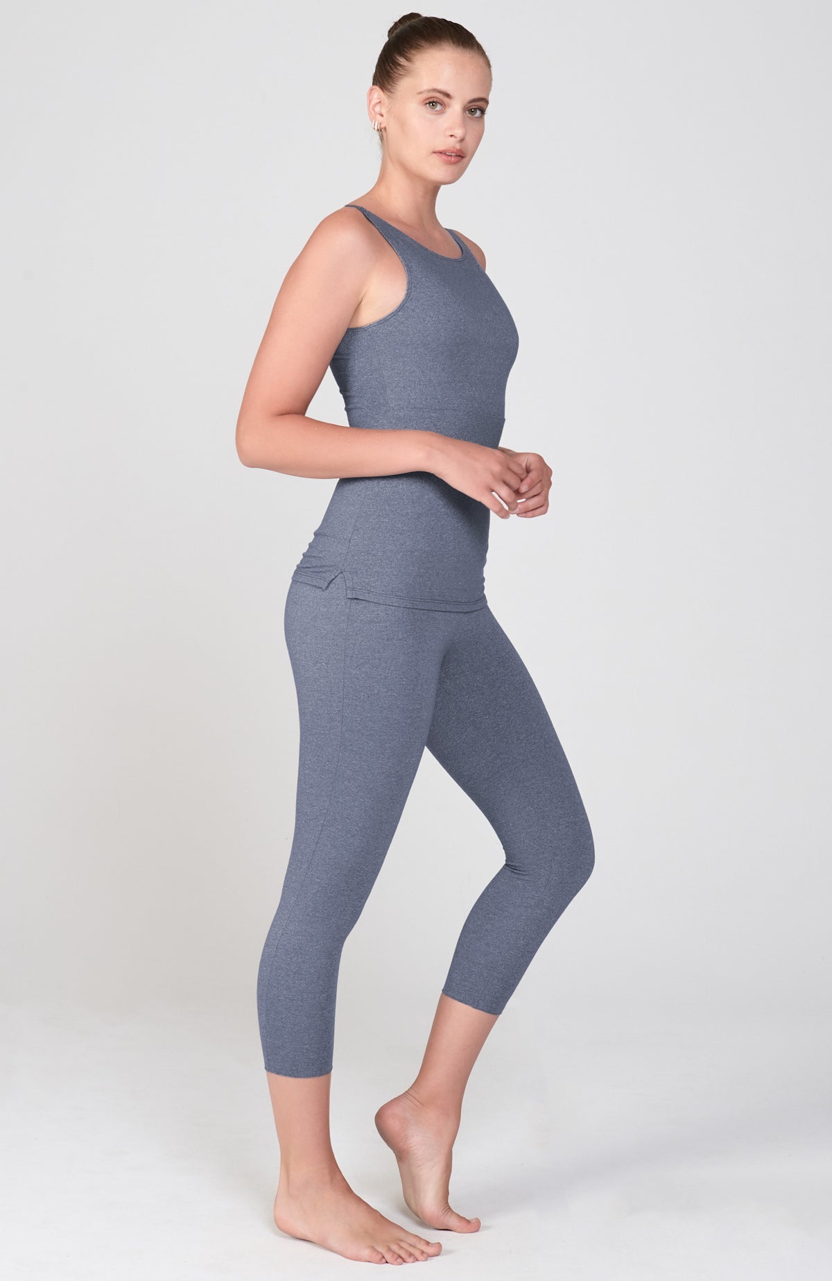 Double Waist Pose Capri ~ Denim