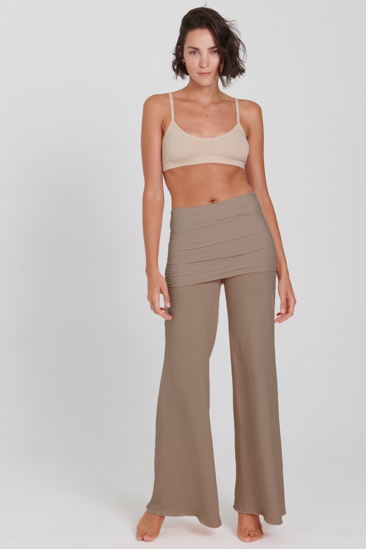 Hybrid Nomad Flare Pant ~ Sand