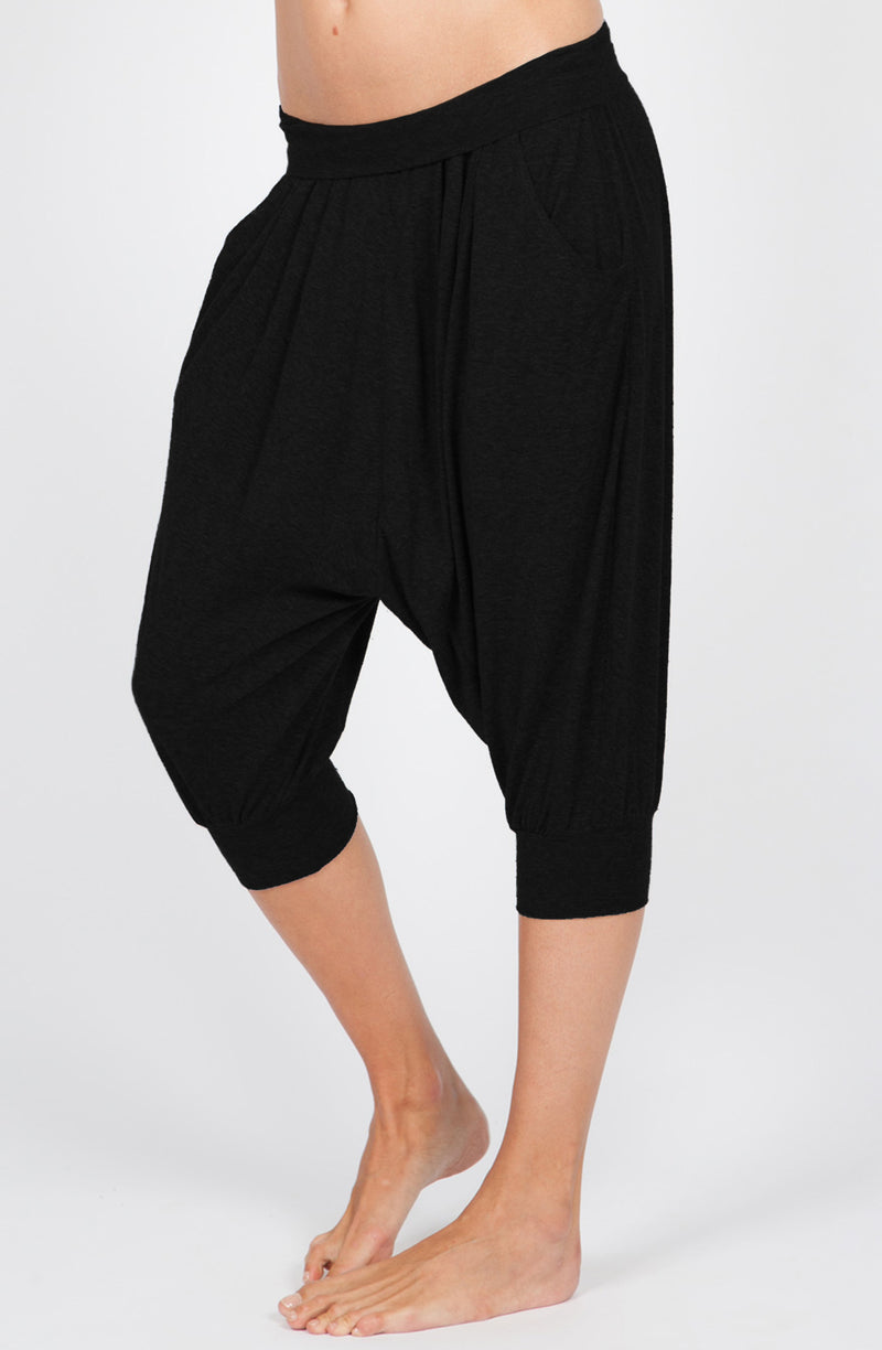 Tranquility Capri ~ Black